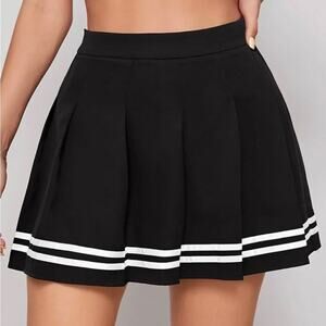 Hot Topic Cheer Skirt Pleated Black Mini Skirt Size L Dark Academia Goth Anime